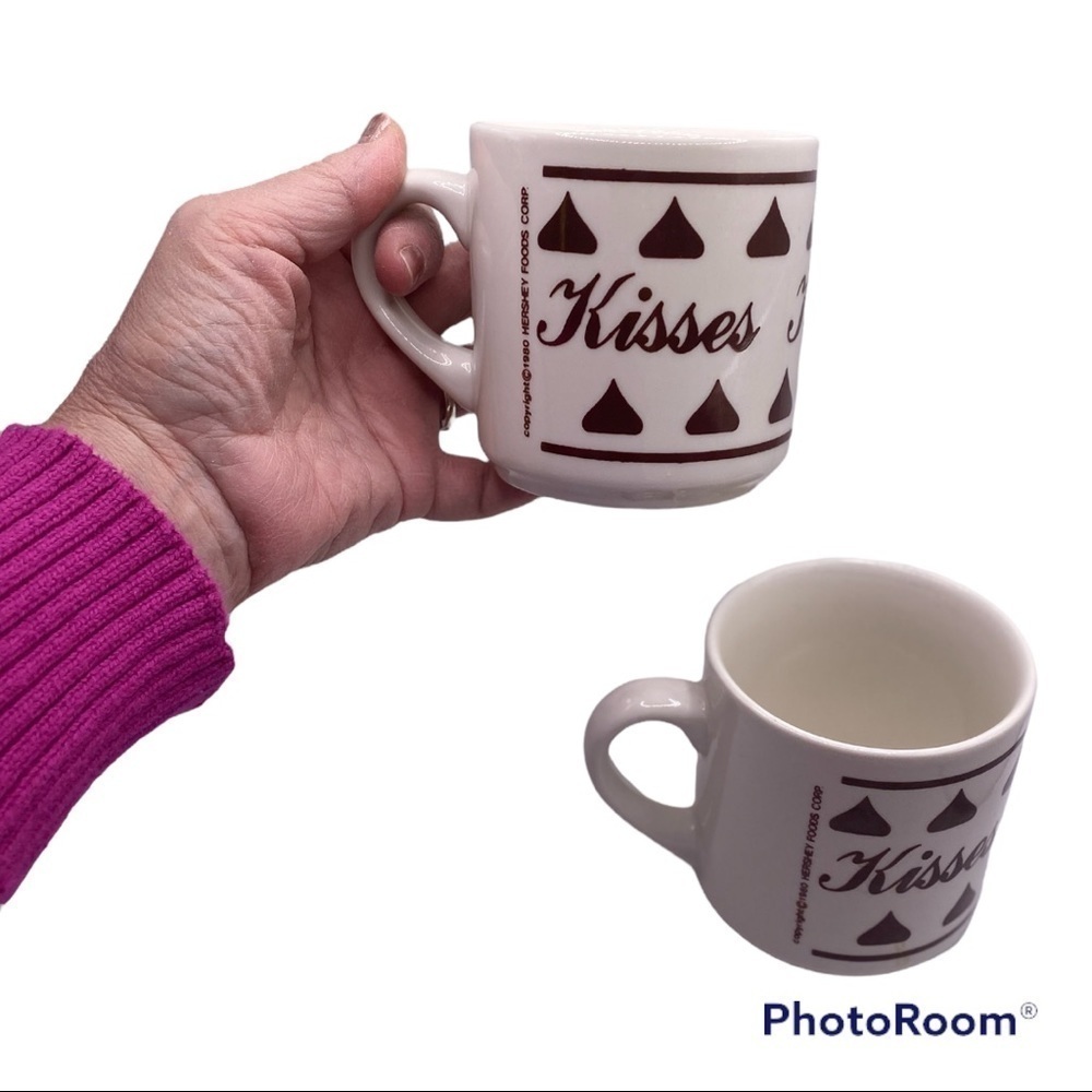 VINTAGE Hersheys Kisses Coffee Cups White Porcelain Glass & Brown Kisses
